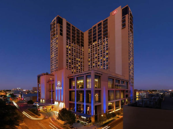 Hotel – Hilton Austin